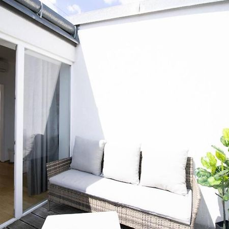 דירות וינה Sunny & Cozy Penthouse With Balcony L Dg4'14 מראה חיצוני תמונה