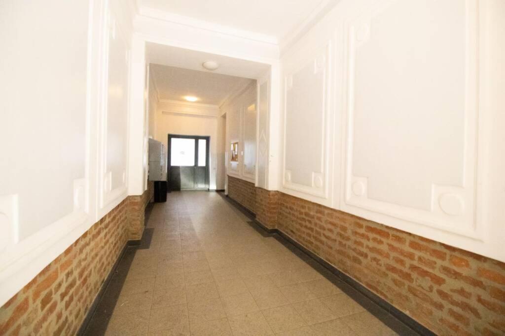 דירות וינה Sunny & Cozy Penthouse With Balcony L Dg4'14 מראה חיצוני תמונה